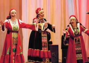 Брянская «Дебряночка» споёт с депутатом и казаками