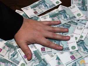 В Брянске будут судить криминального банкира и его подельниц