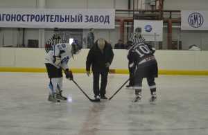 Хоккейная команда Брянского машзавода сыграла в Твери
