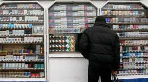 Брянских продавцов оштрафовали за торговлю сигаретами возле детсада