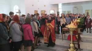Сто брянских выпускников помолились перед ЕГЭ