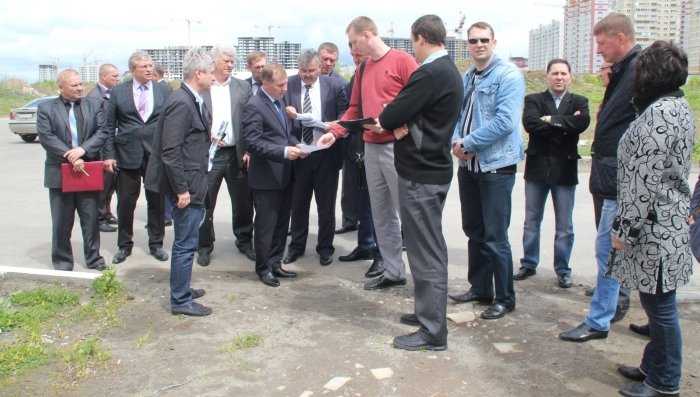 Власти поддержали идею брянцев о создании сквера на улице Горбатова