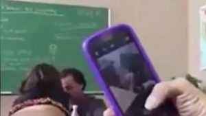 В сети появилось циничное видео секс-издевательства двоечницы над учителем