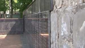 Брянцы восстановят в Навле обрушившуюся «Стену Памяти»
