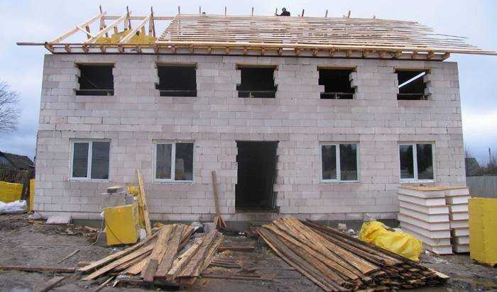 Частное строительство в Брянской области приостановилось