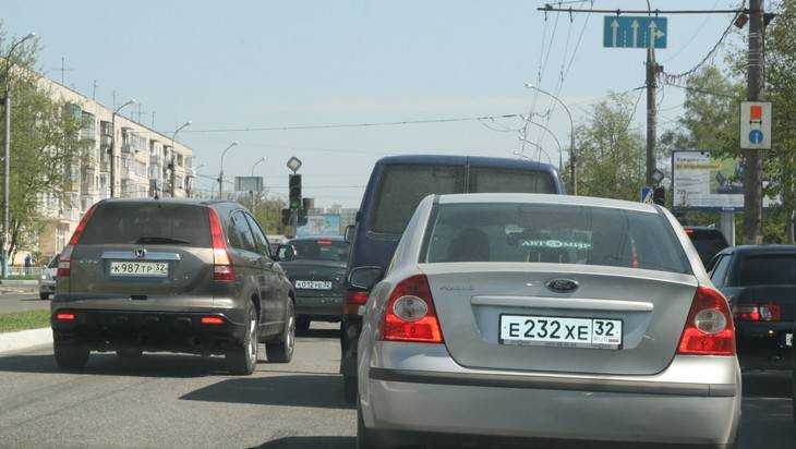 Властям Брянска велели навести порядок на дорогах Фокинского района