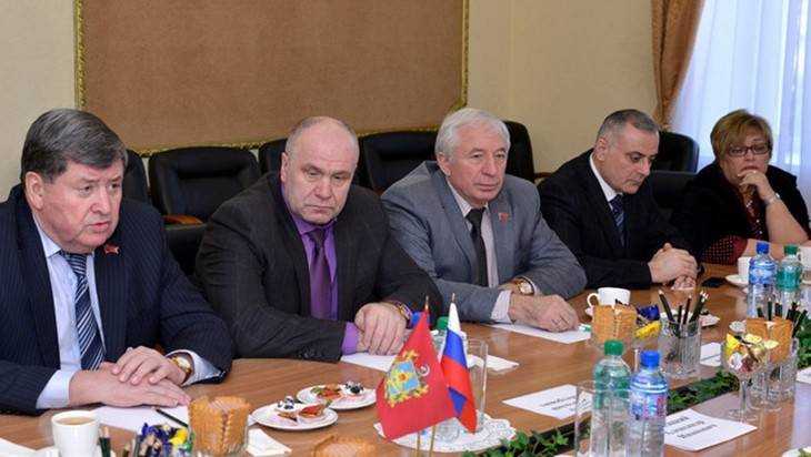 Назначение депутата Бугаева главным брянским мороженщиком оценили коллеги