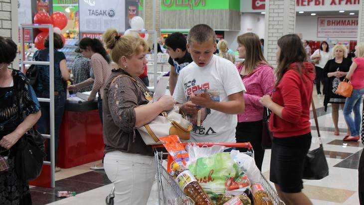 В брянских магазинах подешевели мясо, рис, пшено и яйца