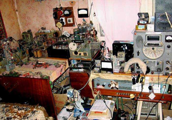 В брянском поселке Навля УФСБ и полиция закрыли кустарное радио