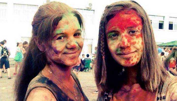 Вымазанные красками Холи брянские подростки разозлили маршрутчиков