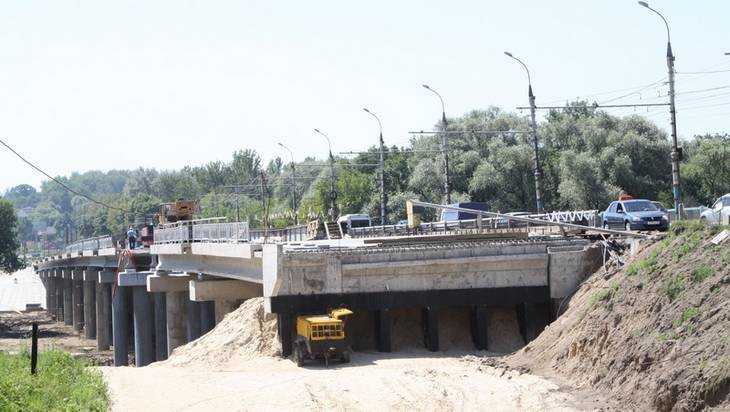 Через неделю брянские строители сомкнут Первомайский мост