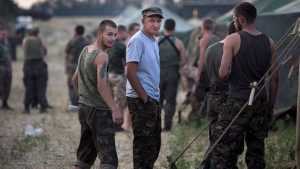 Украинских солдат превратили в шестигривенных рабов на лесоповале