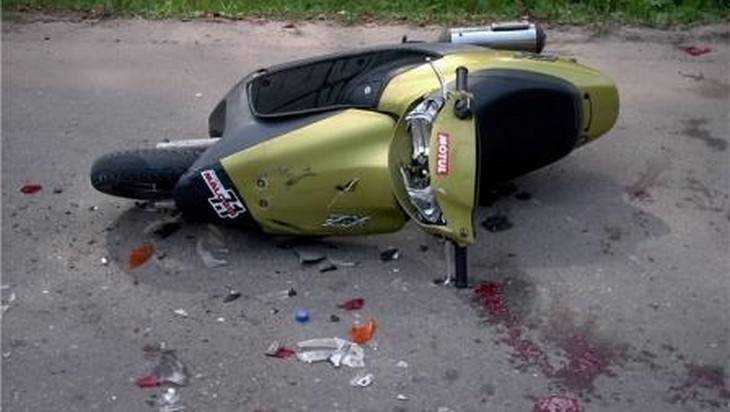Под Брянском мотоциклист врезался в группу подростков – двое погибли