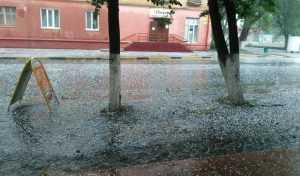 Дождь с градом остудил Брянск
