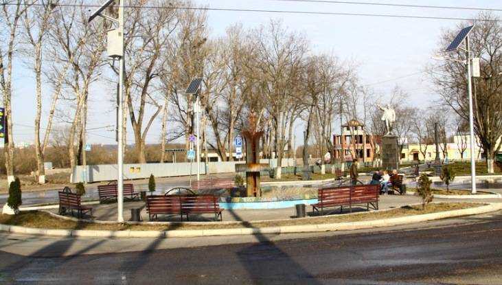 На обновлённой площади у вокзала «Брянск-I» появится платная стоянка