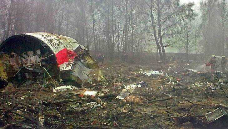 Разбившийся самолет президента Польши планировали направить в Брянск