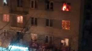 Пожар в общежитии Новозыбкова вызвал скандал с обвинением МЧС