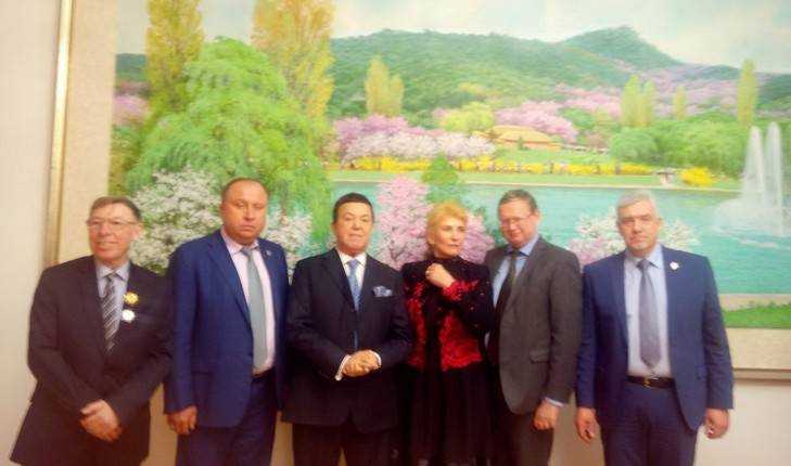 Изборский клуб почтил память Ким Чен Ира в посольстве КНДР