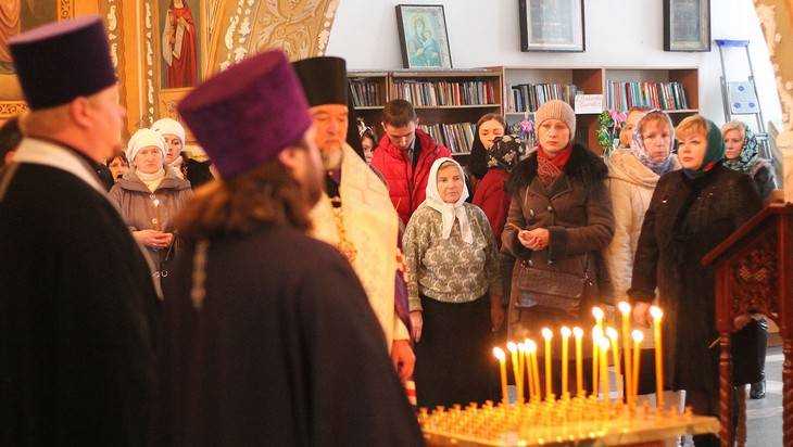 Брянцы помолились о жертвах крушения Ту-154