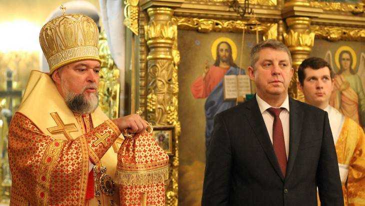 Брянский губернатор отпраздновал Рождество в клинцовском храме