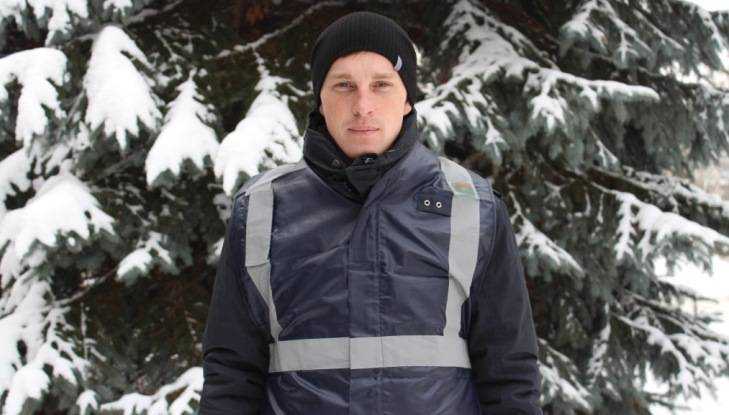 В Брянске стажёр полиции поймал напавшего на прохожую грабителя