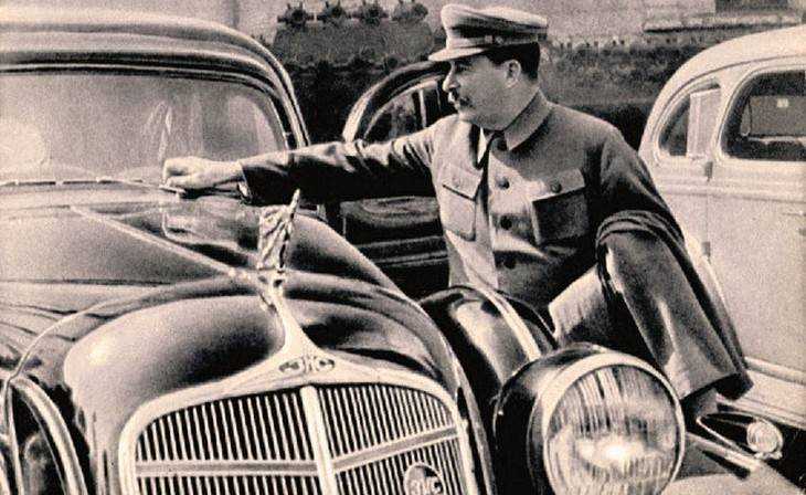 Адская машина Ельцина и Гайдара разрушила российский автопром