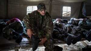 Награжденных за «украинскую оккупацию» солдат Порошенко забыл в карцере