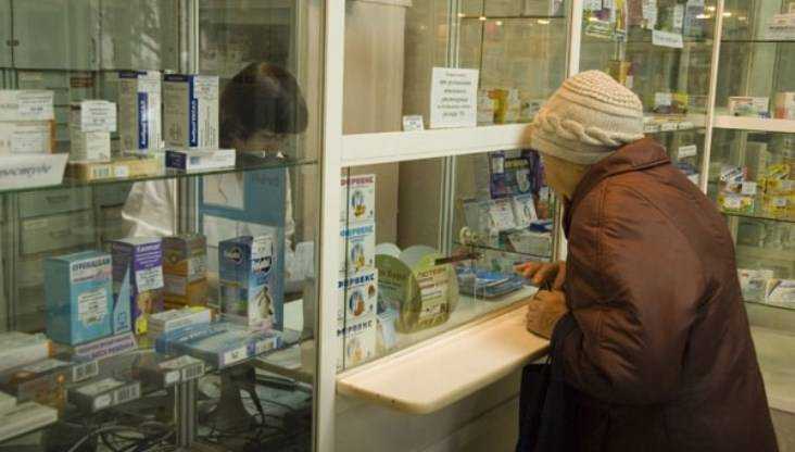 Брянская пенсионерка пожаловалась на хамство медиков в аптеке
