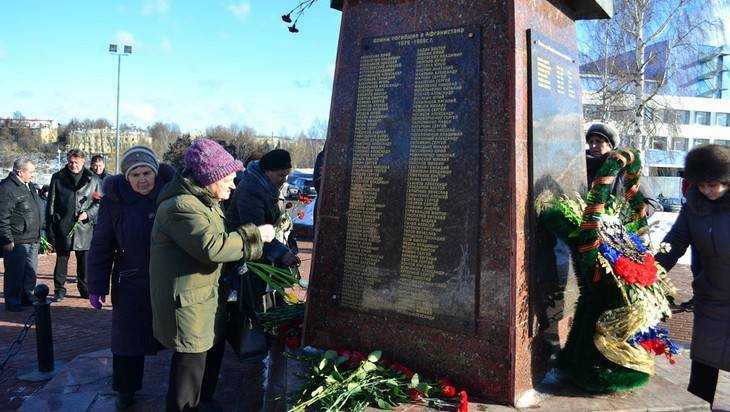 В Брянске почтили память воинов-интернационалистов