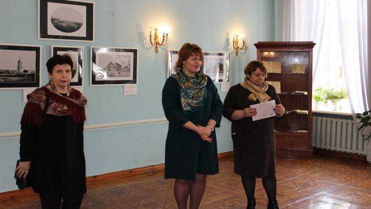 В брянском музее «Овстуг» открылась выставка «Семья Аксаковых»