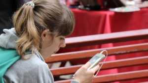 У белгородских школьников заберут смартфоны