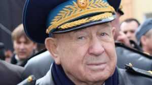 Алексей Леонов рассказал в новой книге о гибели Гагарина
