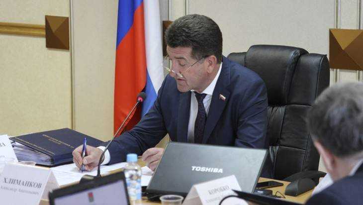 Глава города Александр Хлиманков сообщил о численности чиновников Брянска