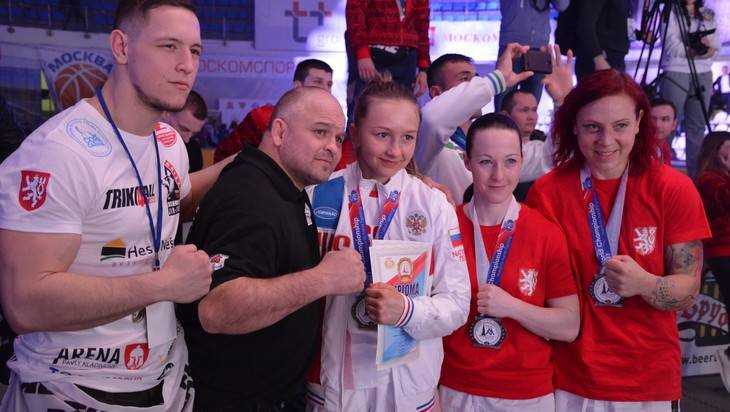 Брянская студентка стала чемпионкой мира по рукопашному бою