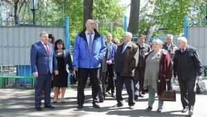 Брянский депутат Николай Валуев побывал в городском парке Новозыбкова