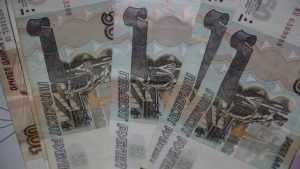 Долги по зарплате в России увеличились на треть с начала года
