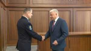 Министр наградил брянского следователя за спасение юноши