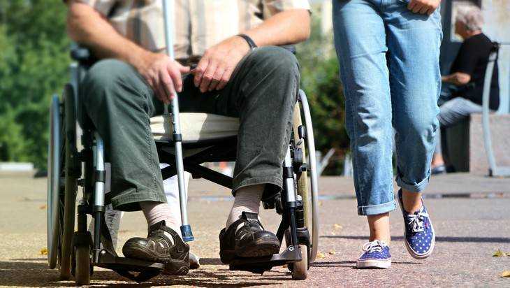 Брянский губернатор велел выделить 15 миллионов на рабочие места для инвалидов