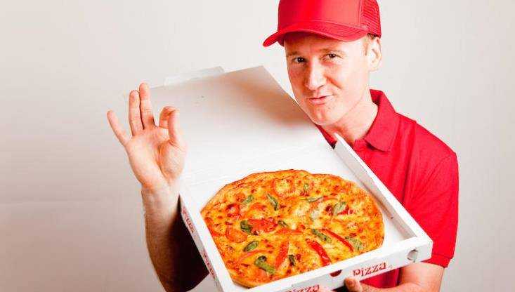 В Брянске торговцев пиццей наказали за скрытность