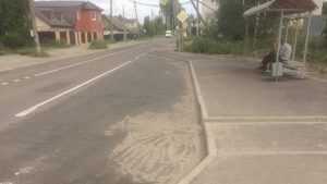 Жителей окраины Брянска порадовали новыми тротуарами и ремонтом дорог