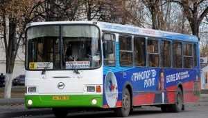 На улице Брянска в переполненном автобусе 31 разбилась пенсионерка