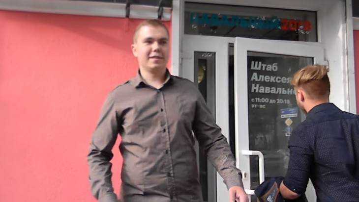 Робких подручных Навального в Брянске распугал мощный Николай Виткевич