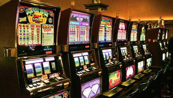 Брянцев отдали под суд за организацию казино под видом лотереи