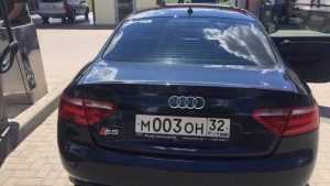 В Брянске угнали красавицу Audi A5