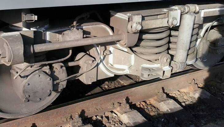 На станции Брянск-Льговский поезд отрезал ноги 27-летнему мужчине