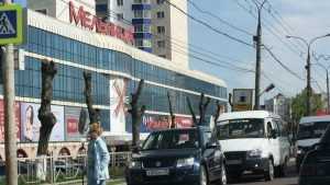 В Брянске при пожаре в центре «Мельница» эвакуировали 52 человека