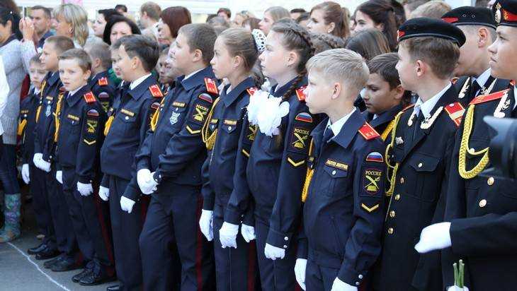 В брянской школе 58 открыли первый городской класс юных казаков