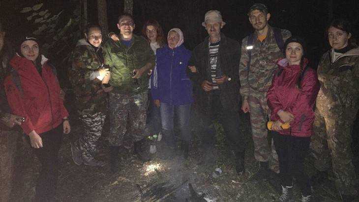 Брянские добровольцы разыскали заблудившихся в лесу супругов-грибников