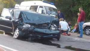 На трассе под Брянском произошла страшная автокатастрофа с пострадавшими