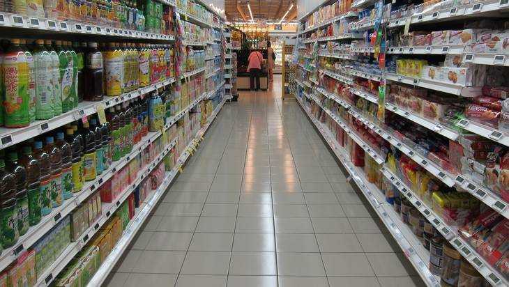 Доля импорта в российских магазинах рекордно сократилась